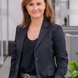 Paola Cavallero: Speaking at the Customer Connect Expo